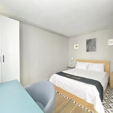 Refreshing And Central Studio Flat In Kabatas דירה *